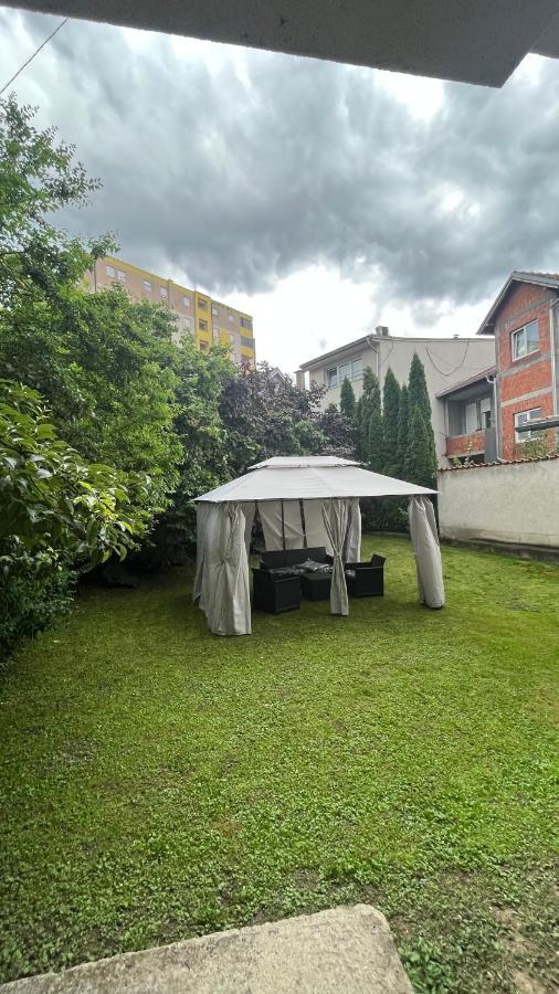 Aloha Apartment 新帕扎尔 外观 照片